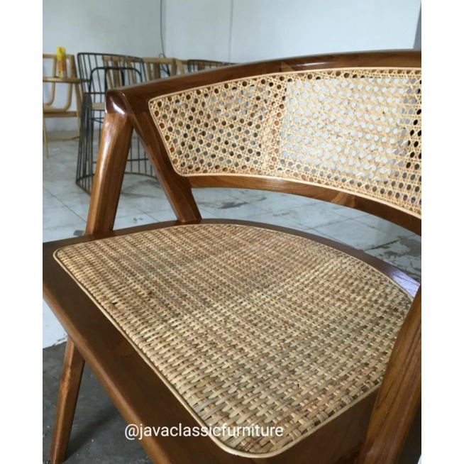 KURSI MAKAN CAFE RESTO TERAS SANTAI RETRO KOMBINASI ROTAN MURAH BAHAN KAYU JATI FINISHING NATURAL FURNITURE JEPARA-3