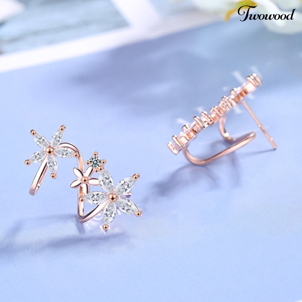 1 Pasang Anting Klip Bentuk Bunga Bahan Cubic Zirconia Untuk Wanita