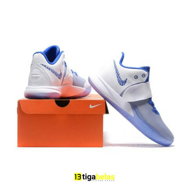 kyrie flytrap white and blue