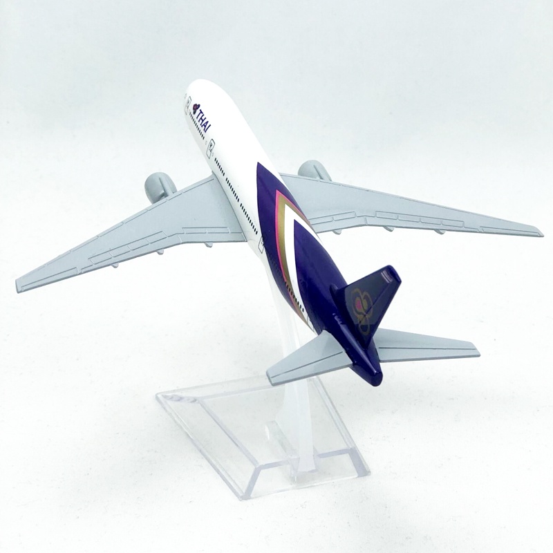 Mainan Model Pesawat Terbang Thailand Airways Boeing 777 B777 Diecast 16CM Dengan Landing Gear