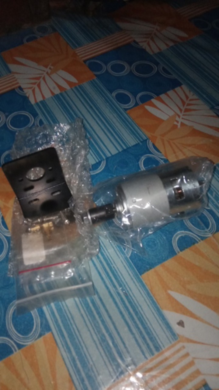 Mandrel Gergaji M6 Poros Adapter