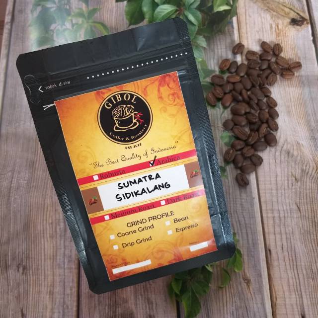 

KOPI ARABIKA SUMATERA SIDIKALANG BIJI / BUBUK KOPI ARABICA SIDIKALANG SUMATERA 200 GRAM GIBOL COFFEE