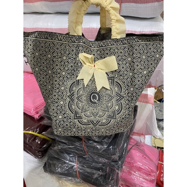 HARGA LUSIN ISI 12 BIJI- TAS HAJATAN RENDA 22x22x30 WARNA NO REQ -BATIK TENGAH