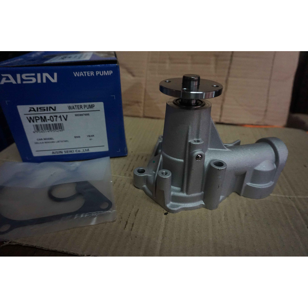 Water Pump Waterpump Mitsubishi Colt T120SS merk AISIN WPM-071V