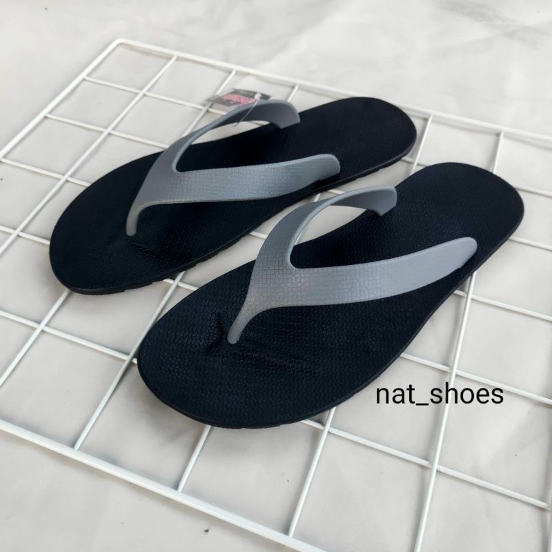 Sandal Jepit Cowo Full karet 38-39