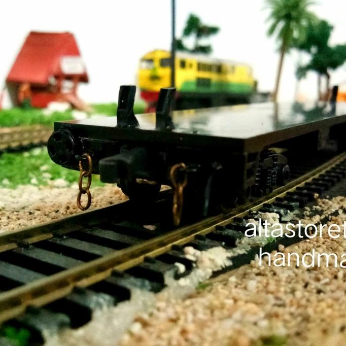 miniatur Kereta gerbong datar