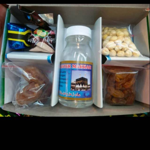 

Paket kurma + coklat arab