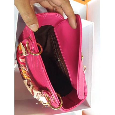 {SLW.21Jl22e} TAS IMPORT BATAM LADY CHEVRON SMALL FREE BOX BRANDED PREMIUM MIRROR LAMBS BATAM WANITA