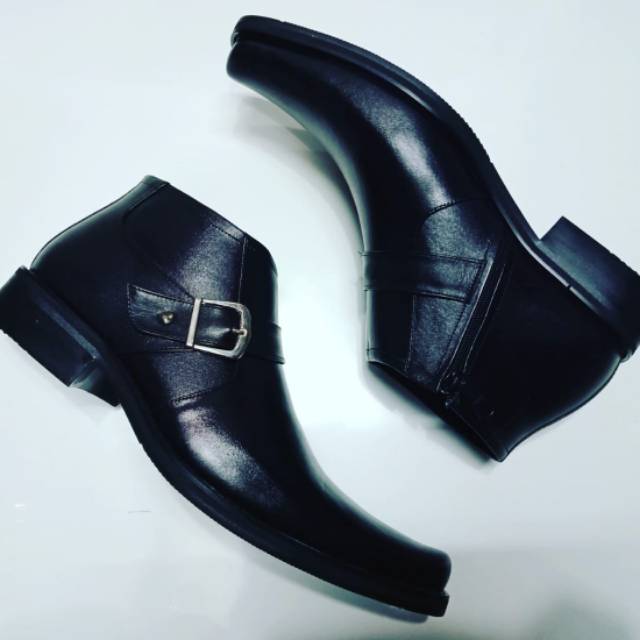 Sepatu formal booth pria