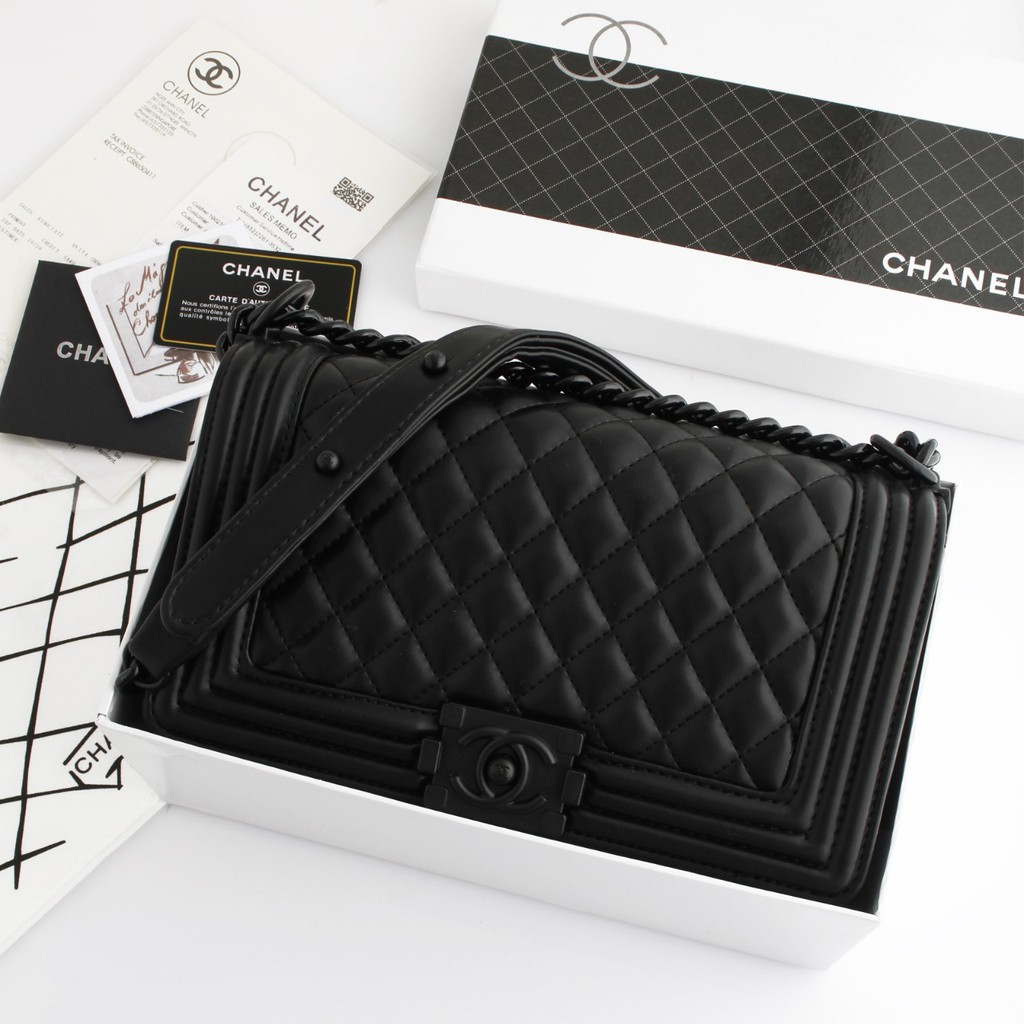 Chanel Boy Lambskin So Black 9006