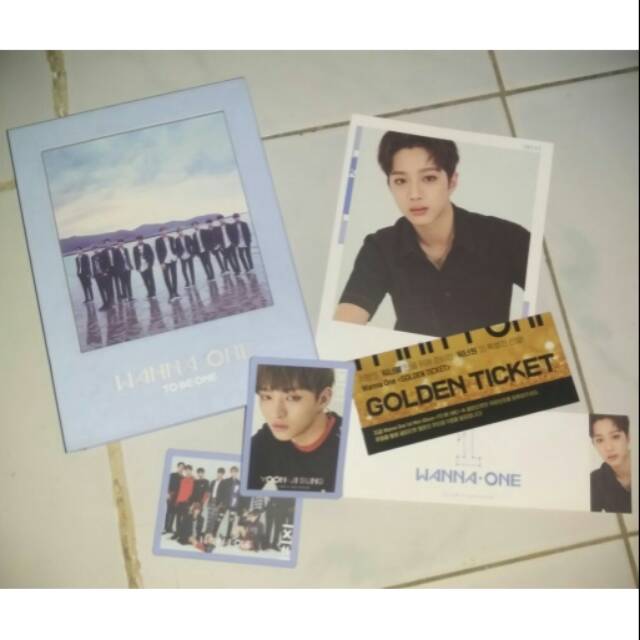 Wanna One Album To Be One Sky Ver. + Cc guanlin pc jisung & photogroup
