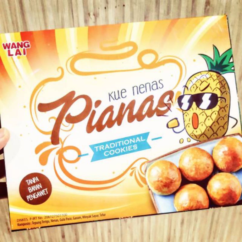 

Pianas Pia Nenas Asli Wang Lai Pineapple wanglai Halal Oleh Oleh Medan