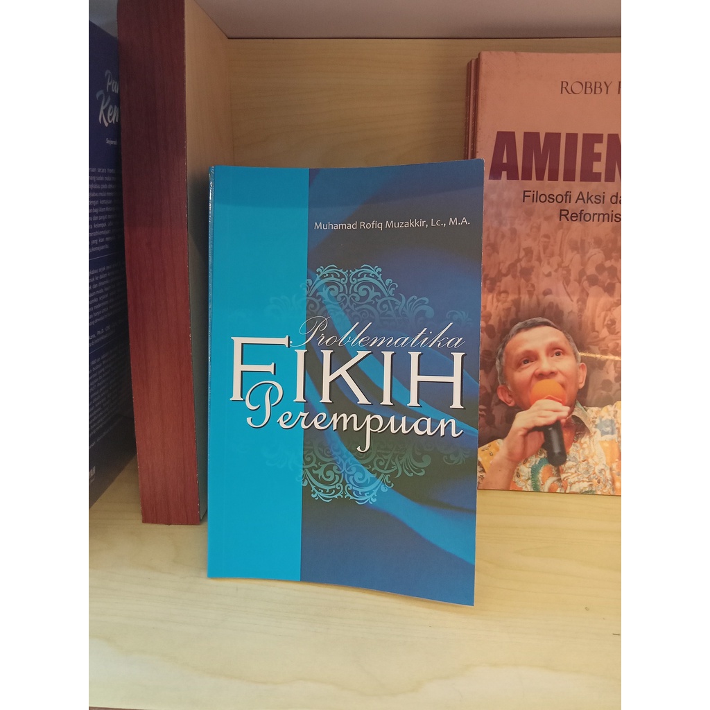 Problematika Fikih Perempuan - Muslimah - Kontemporer - Fikih Perempuan Muhammadiyah
