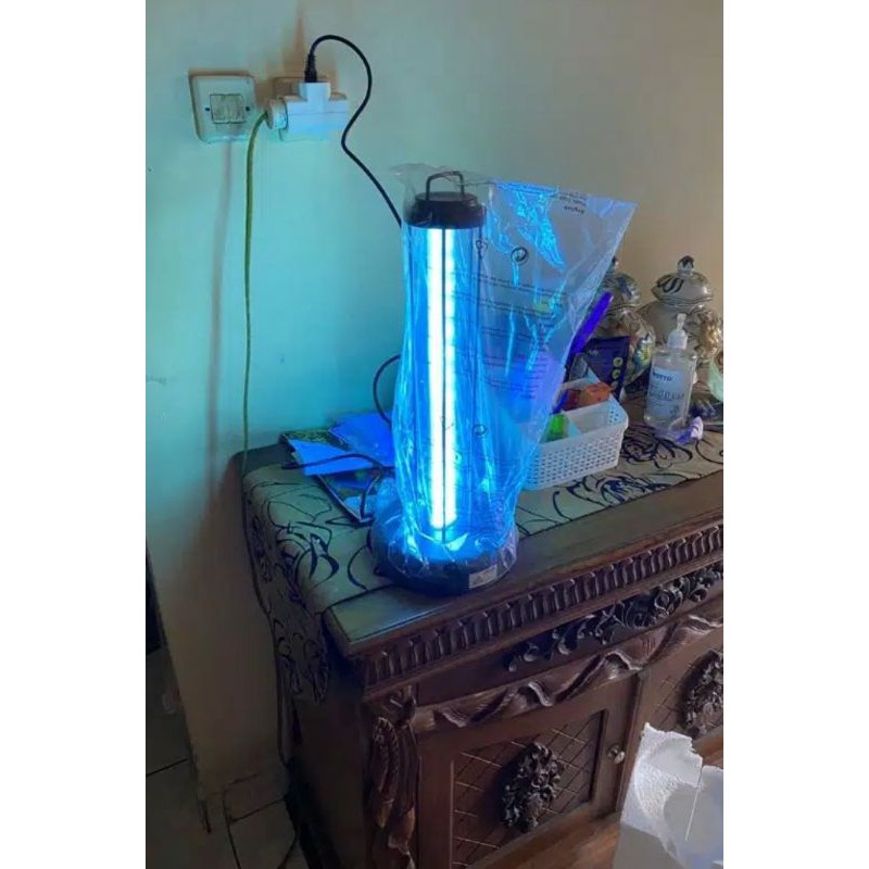 KRISBOW LAMPU UV STANDING REMOTE DISINFEKTAN STERILIZER 36W/ACE DISINFEKTAN STERILIZER RUANGAN