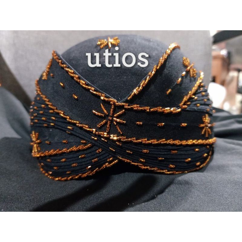 blangkon solo  payet hitam