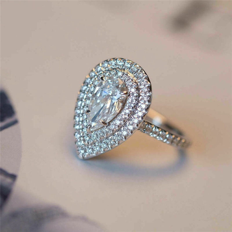 Cincin Tunangan / Pernikahan Dengan Cubic Zirconia Bentuk Tetesan Air Untuk Wanita