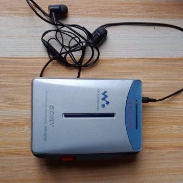 WALKMAN -SONY WM-GX100-