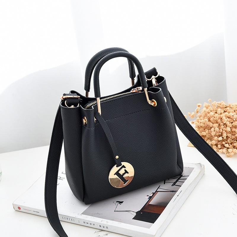 BJ81672 (2IN1) - BLACK/GRAY/GREEN/KHAKI/PINK - TAS SLEMPANG POUCH TAS SET TOTEBAG HANDBAG TAS WANITA FASHION IMPORT MODIS ELEGAN TERMURAH TERLARIS TERBARU BAGSTORE JAKARTA TAS BATAM GT1672 BQ1745 LT1173 B6822 CR7078