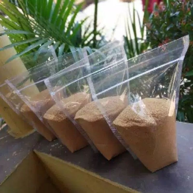 

JAHE BUBUK + GULA AREN SIAP SEDUH ( 2 gratis 1 isi 50 gram)