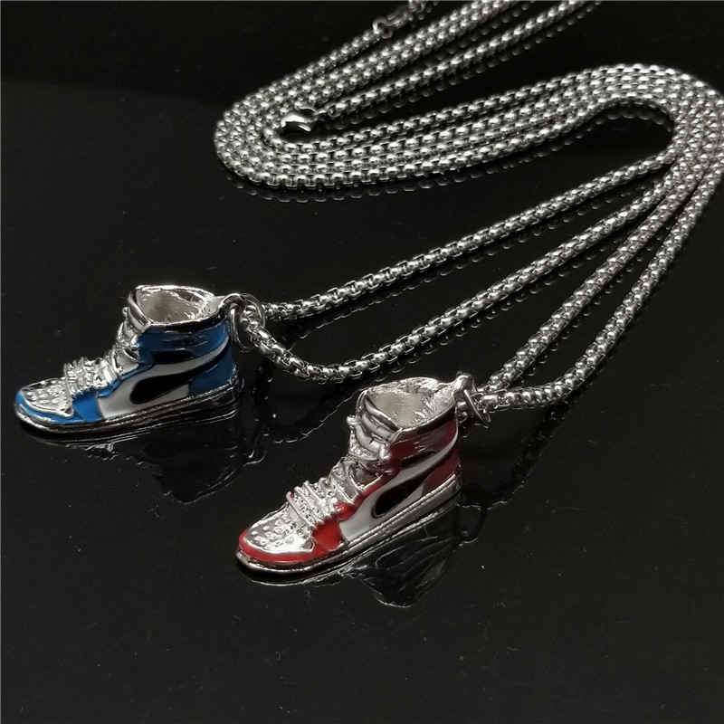 Versi Korea Sepatu Basket Kalung Sweater Rantai Trendi Keren Hip Hop ins Perempuan Disco Liontin Pria Liontin Model Sepatu Kalung Hip Hop Trendy Kalung Liontin