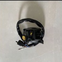Saklar/holder  kiri megapro new