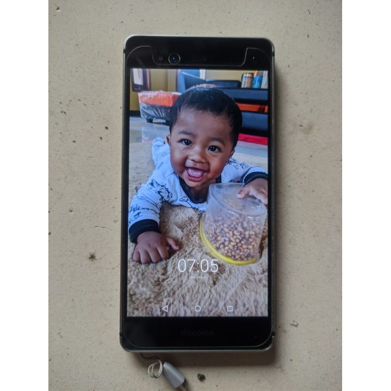 handphone android hp fujitsu f01j ram 3/32 GB single sim snapdragon 625 imei aman normal lancar 4G