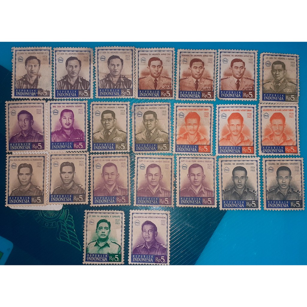 

PERANGKO LAMA SERI PAHLAWAN REVOLUSI/HARGA PER PCS