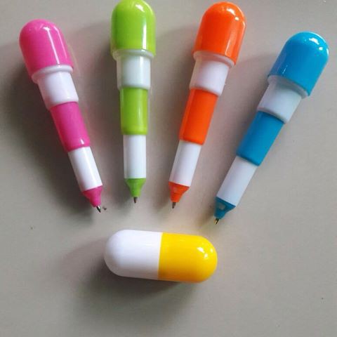 

souvenir pulpen kapsul