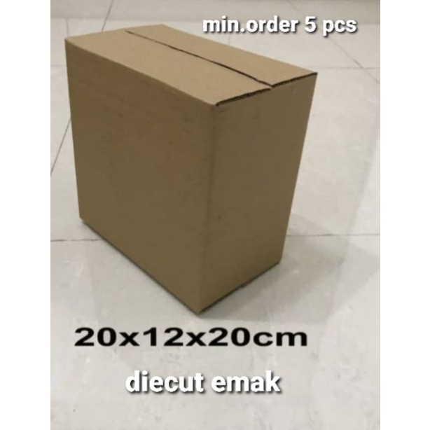 

Kardus / box / uk. 20x12x20 cm / karton packing polos baru ST