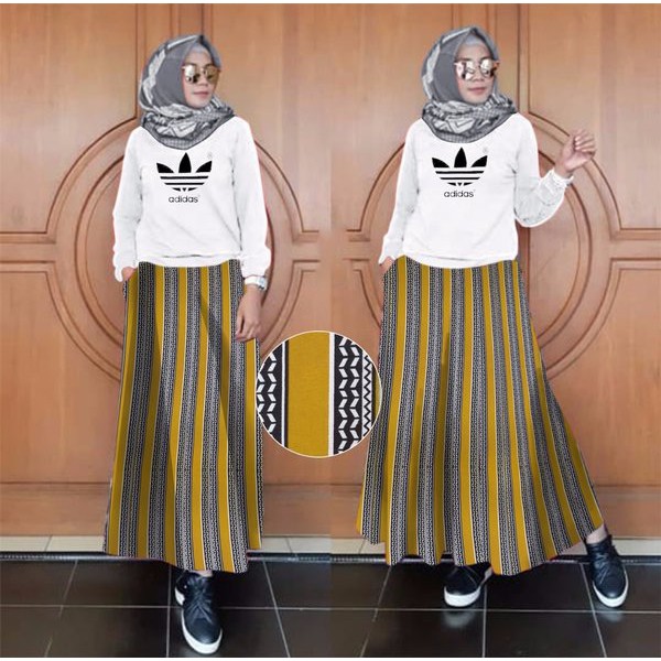 Pakaian Wanita io Ready set rok 2in1 adidas white atasan babytery L tulisan adidas sablon rok