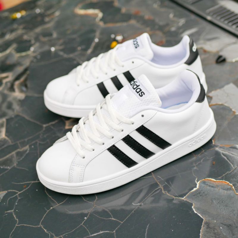 Sepatu adidas grand court white black original