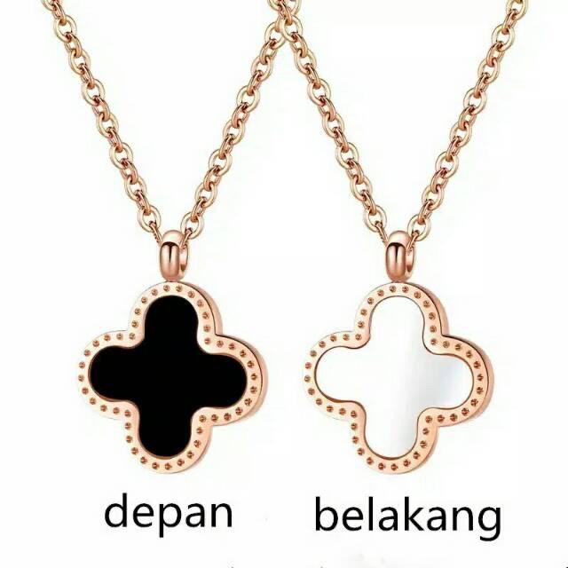 Kalung Titanium Anti Karat Wanita Liontin Bulat Hitam Clover Fashion Korea Dalika