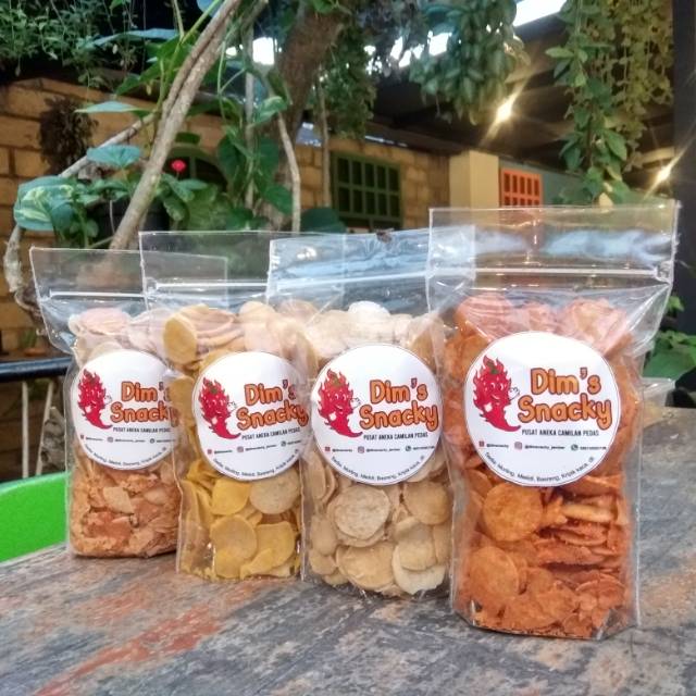 

Camilan Pedas Terlaris Morling Molreng by dimsnacky