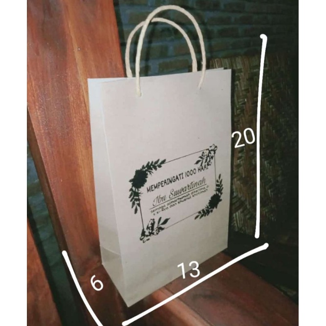 

paperbag berbagai size dengan custom desain suka,suka ,bisa custom size