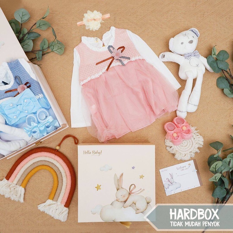 LIO039 Girls Hello Baby Hampers 0-12 months/ Hampers bayi newborn/ Kado bayi/ baby girl gift set