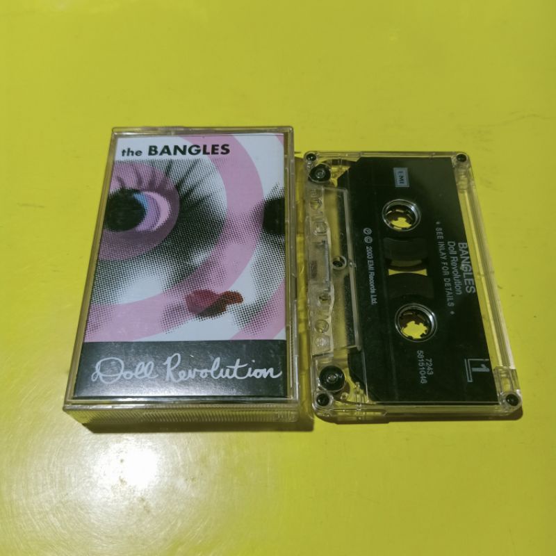 Kaset THE BANGLES Doll Revolution