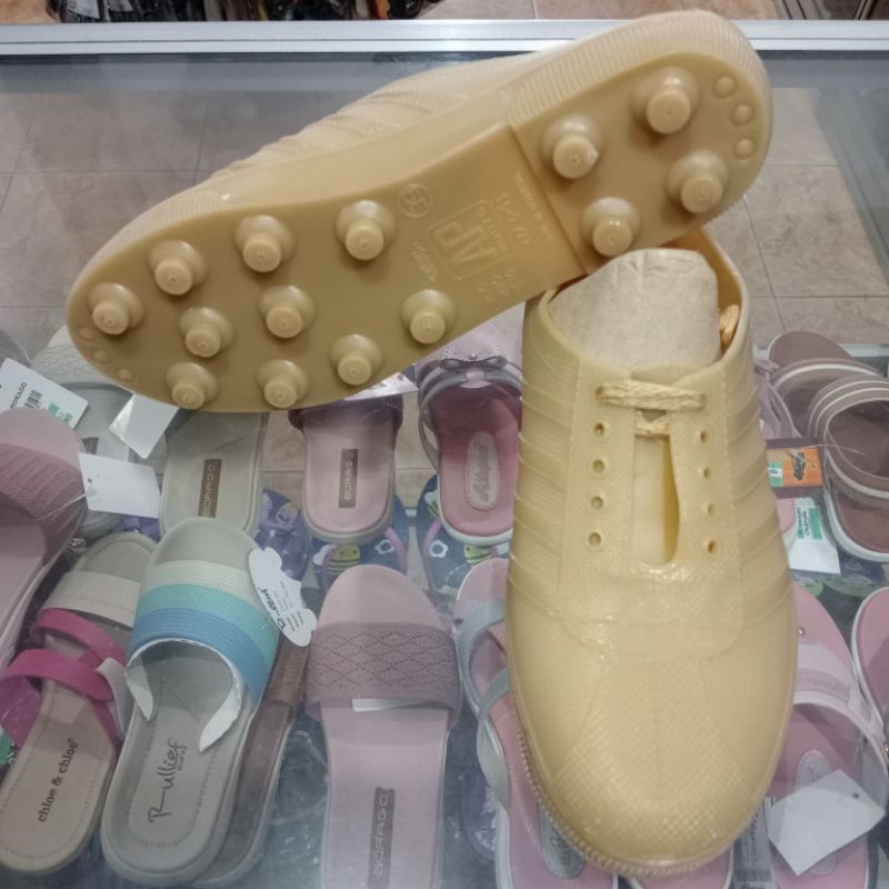 SEPATU PROYEK | SEPATU KEBUN | SEPATU KARET AP PUTIH 963 | SEPATU AP POOL CREAM | SEPATU AP KUNING 9