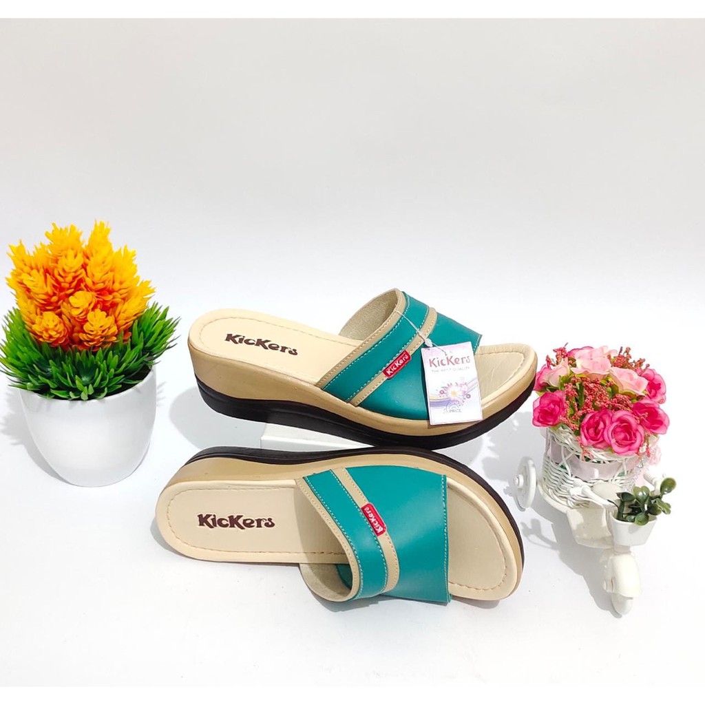 Sandal Selop Wedges Kickers Wanita Murah