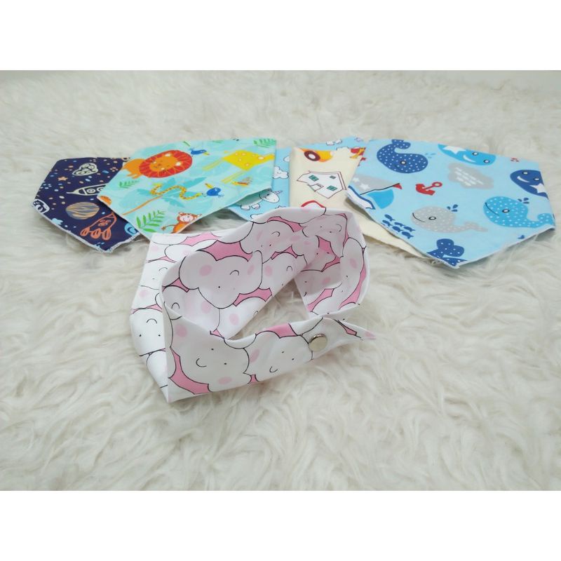 Babyfit Slabber Slaber Celemek Segitiga Tatakan Iler Liur Makan Bayi