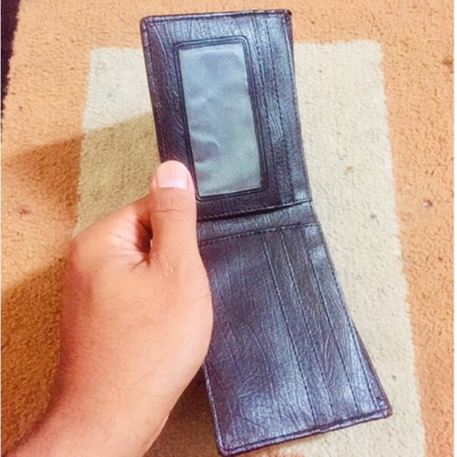 dompet lipat pria ukuran kecil bahan kulit sintetis Bona #dompet #dompetlipat #dompetpria