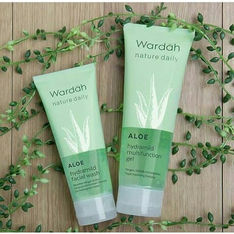 Wardah Nature Daily Aloe Hydramild Facial Wash