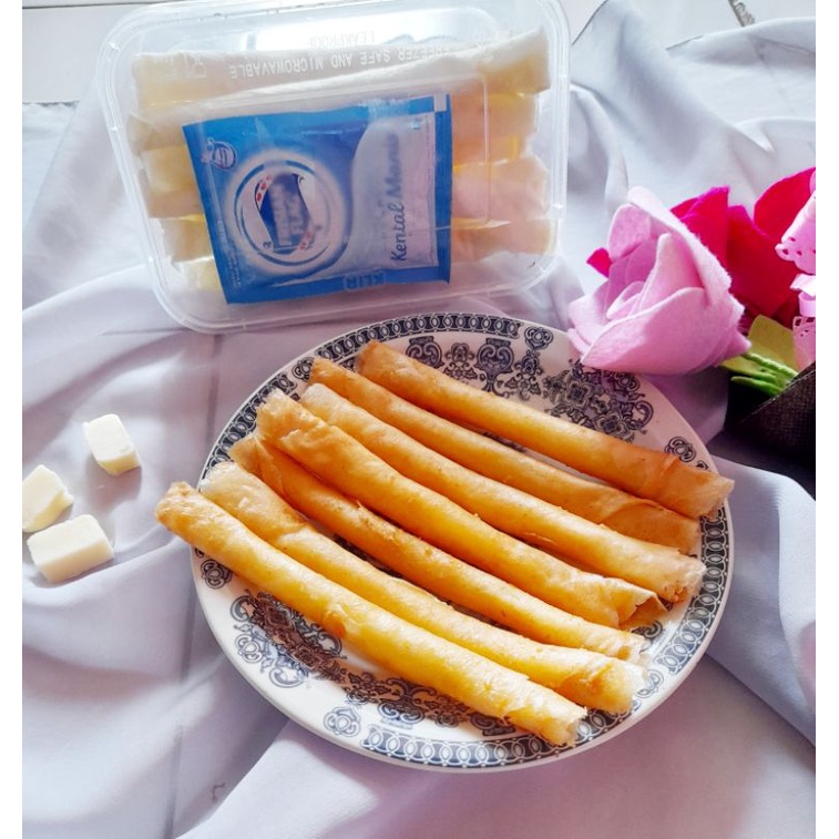 

Stik Keju Aroma Frozen Isi 10pcs Sudah Free Topping Coklat