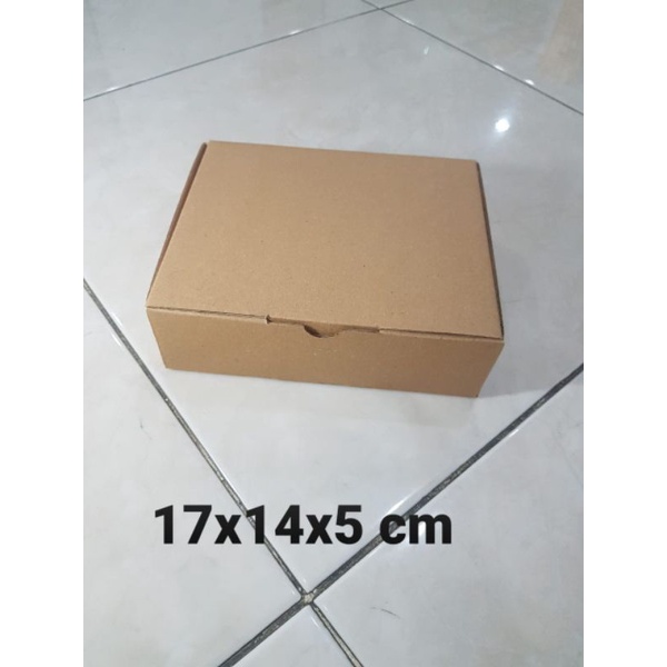

Kardus Box uk. 17x14x5 cm Kotak Karton Die Cut