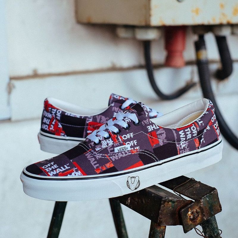 

Vans Era "Packing Tape" Black/Red/True White