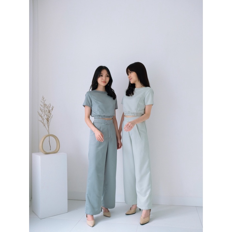 S-0183 Set Crop Top dan Kulot Woven Texture-7