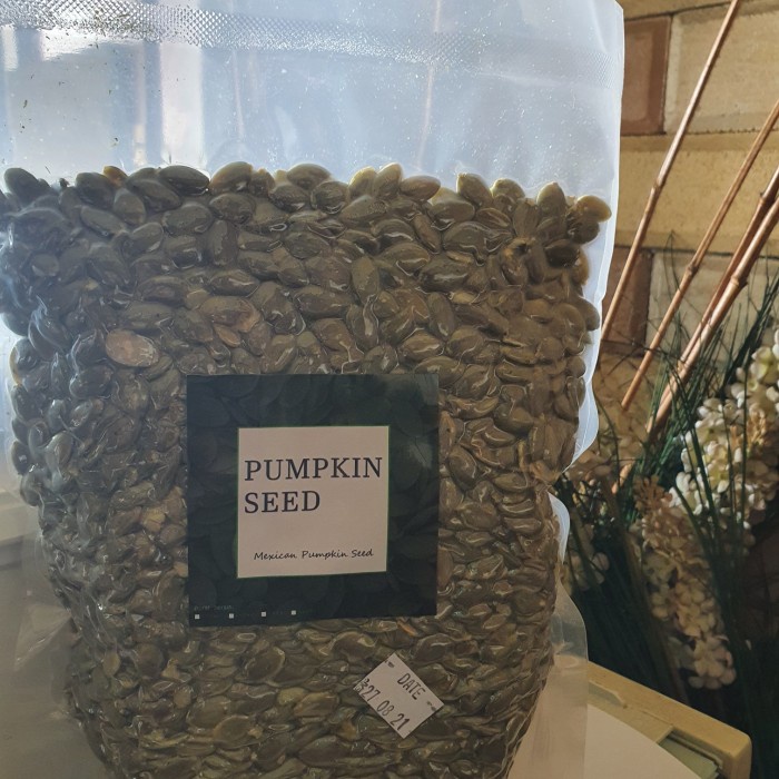 

Q12S Raw Pumpkin Seeds 500 Gr / Pumpkin Seed / Biji Labu Mentah D51qs