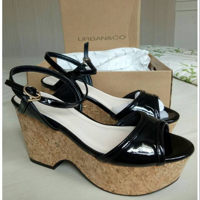 Sepatu sandal urban n co