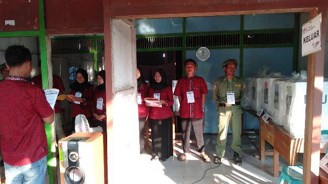 Maura Couple - Sania Ruffle Batik Couple Ori Ndoro Jowi Dnt Garansi Termurah Shopee - Shopashop Solo