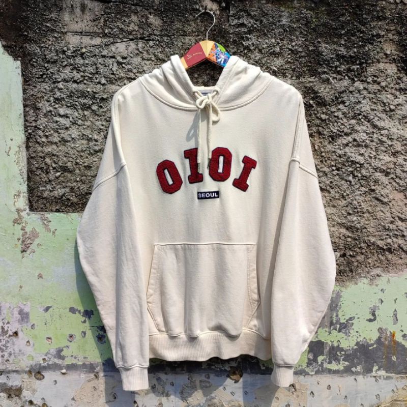 Hoodie 5252 by Oioi Signature 2019