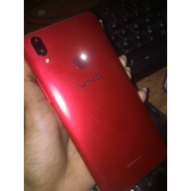 Vivo v9 red second